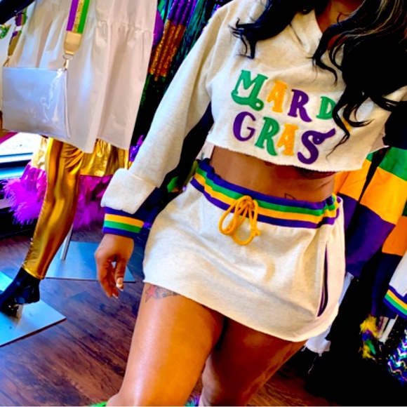 Mardi Gras custom Sweater skirt set. Size Large - Picture 1 of 1